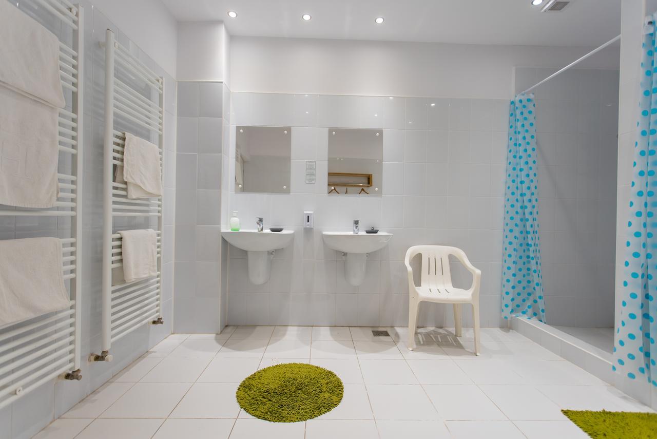 Green Hostel Сфынту-Георге Экстерьер фото